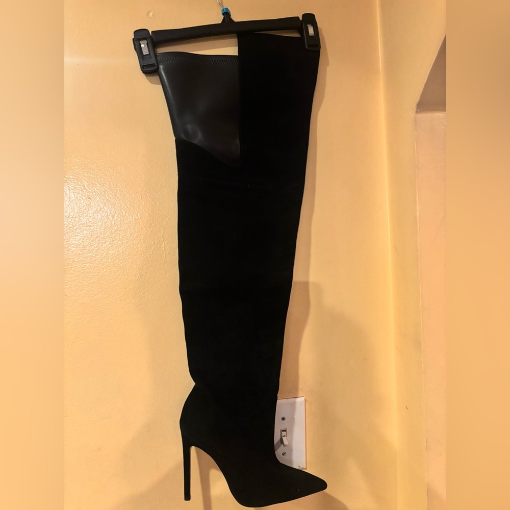 Good American Black Over-the-Knee Boots